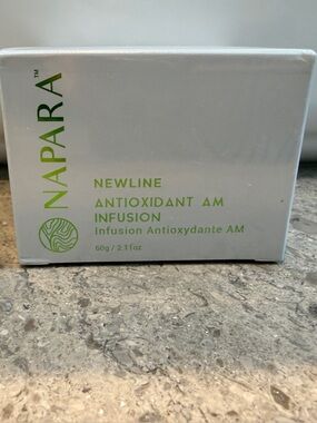 Napara Newline Antioxidant AM Infusion - White & Green
